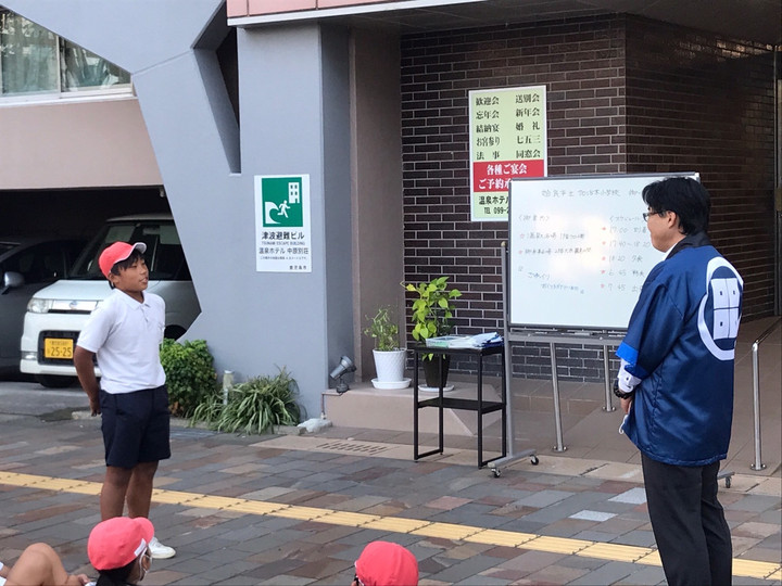 04bc1627e1e44a2a9b340fae2c31aebb