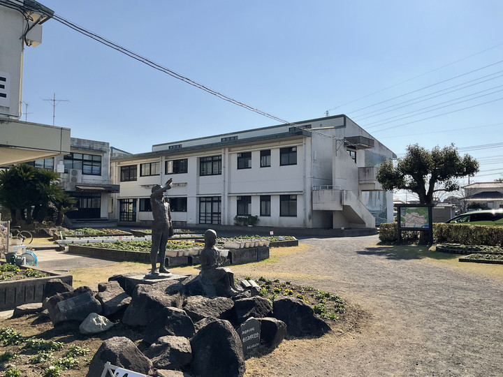 B6006c2755694eefbfb37bb46454b5de