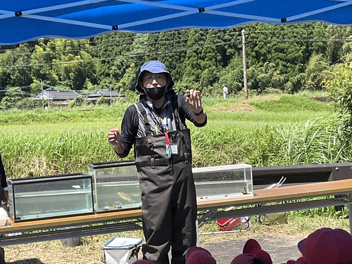 864299062db5437286efab9b2ee505e1